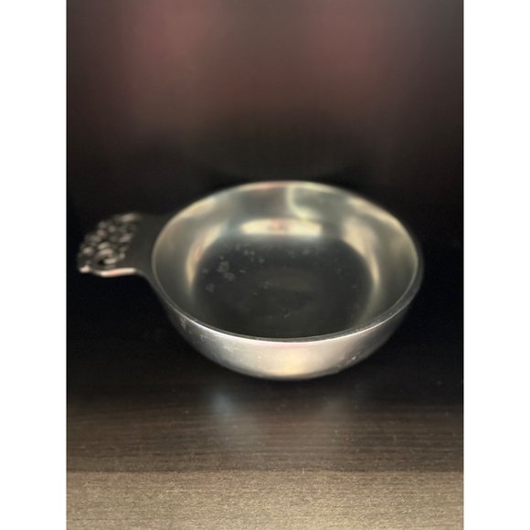 Vintage 1967 Nambe Canterbury Bowl #212 8" Across - Picture 2 of 6